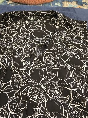 torrid Black Tunic with White Citrus Print
